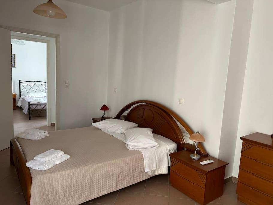 Fotini'S Apartment Naxos City Bagian luar foto