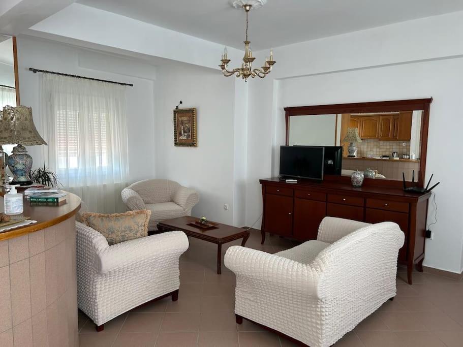 Fotini'S Apartment Naxos City Bagian luar foto